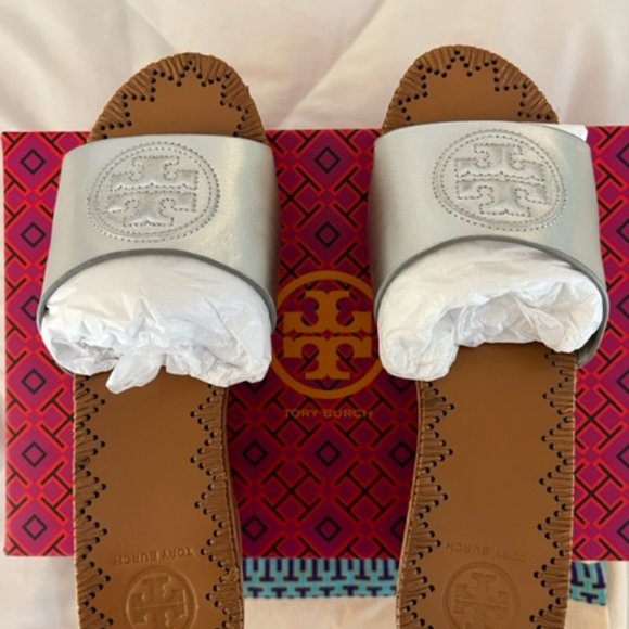 NIB Tory Burch Patty 80mm Platform Wedge Sandal Veg Nappa Metallic Silver 7 RARE - Picture 3 of 14